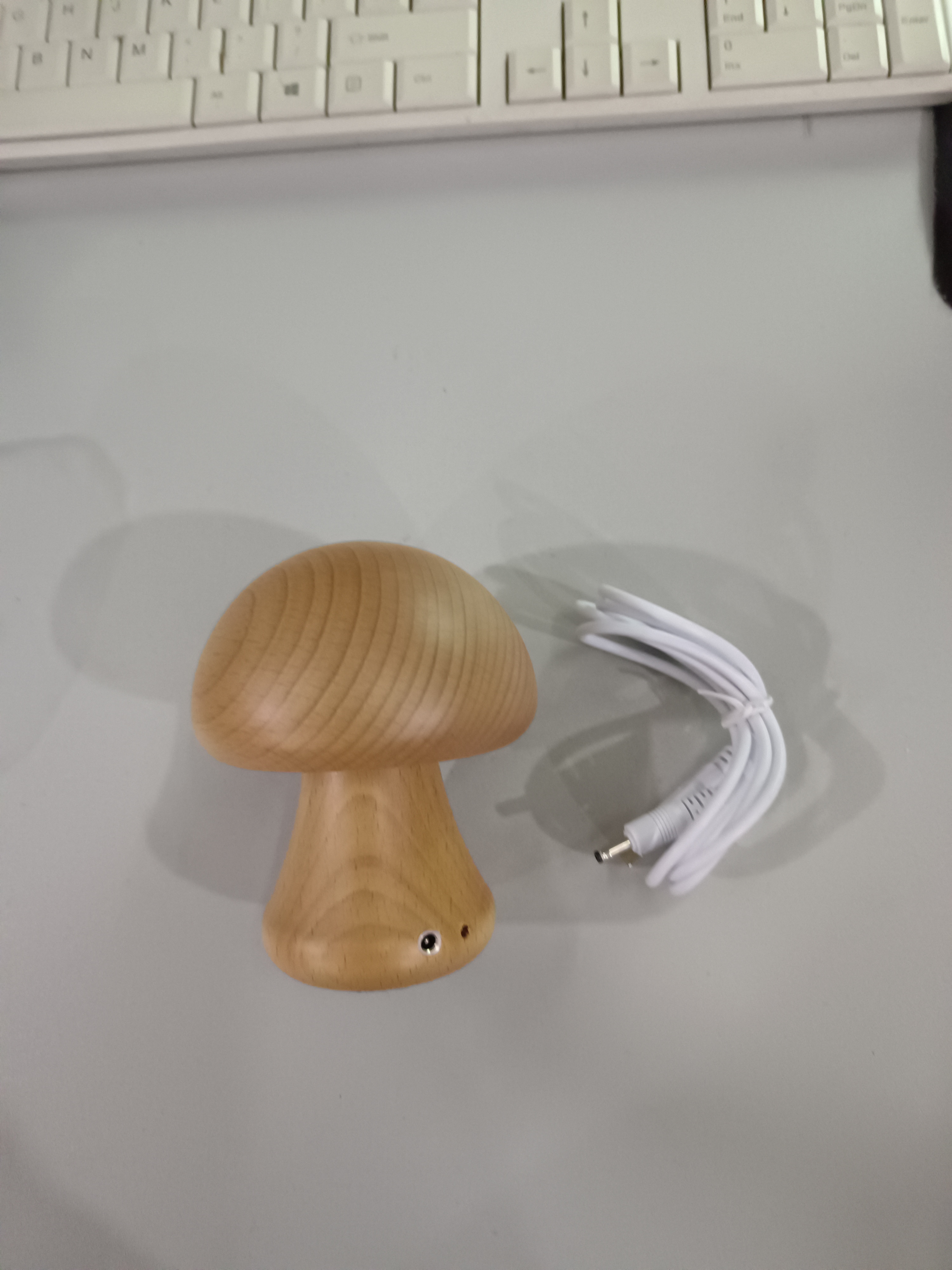 INS Wooden Cute Mushroom LED Night Light With Touch Switch Bedside Table Lamp For Bedroom Childrens Room Sleeping Night Lamps Home Decor