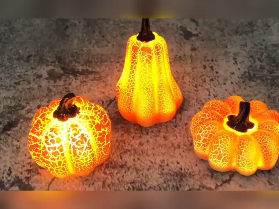 New Halloween Pumpkin Lantern Simulation Pumpkin LED Candle Lamp Resin Luminous Pumpkin