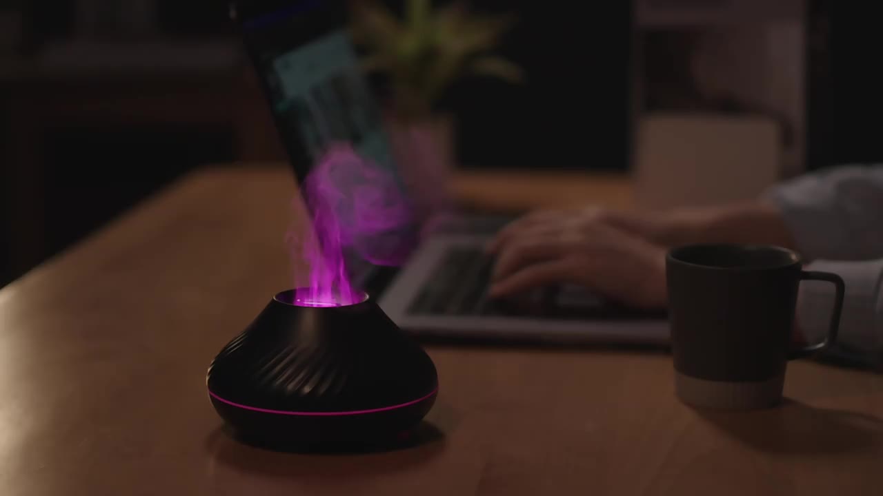 Newest RGB Flame Aroma Diffuser 130Ml 3d Colorful Flame Humidifier Fire Volcano Diffuser Flame