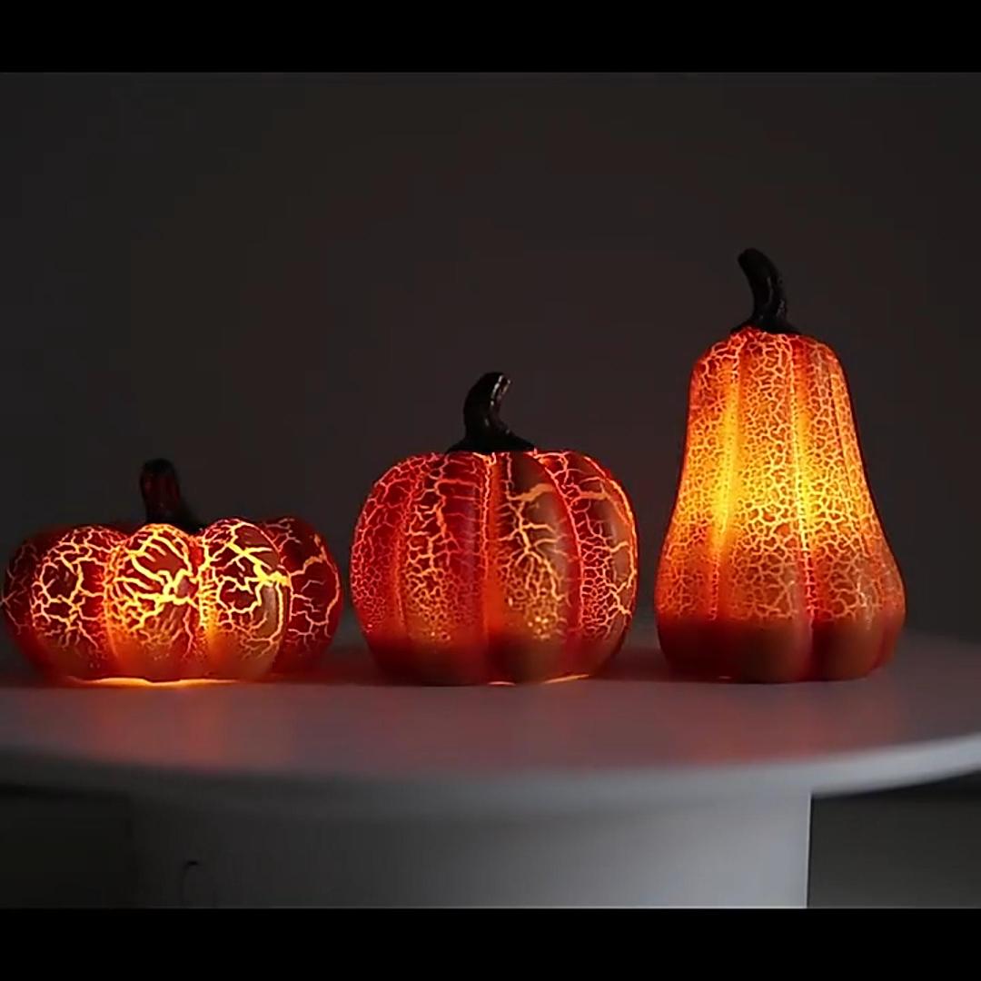 New Halloween Pumpkin Lantern Simulation Pumpkin LED Candle Lamp Resin Luminous Pumpkin